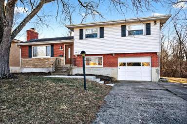 Main picture of 8980 Cherry Blossom Ln