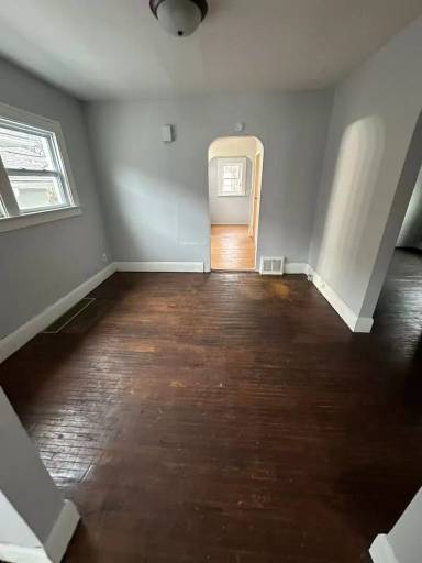 Main picture of 1755 Marne Ave