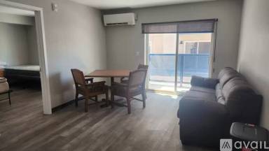 Main picture of 112 E Park St
