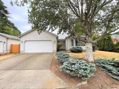 Main picture of 2052 SE Arlington Loop