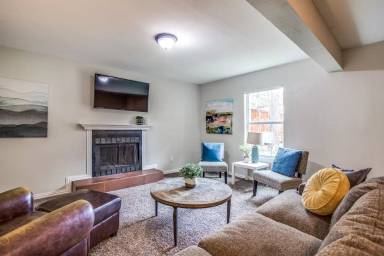 Main picture of 1905 Haddock Dr