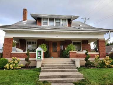 Main picture of 100 W Hill St