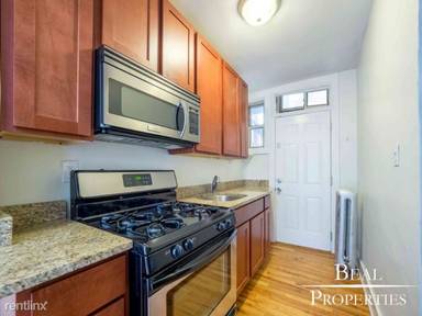 Main picture of 540-48 W Surf St