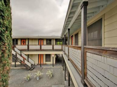 Main picture of 5100 Bruning St