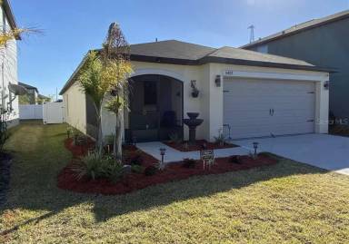 Main picture of 14822 Crescent Rock Dr