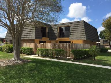 Main picture of Heritage Village of Palm Beach Lakes