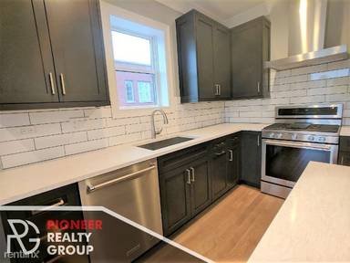 Main picture of 2319 N Southport Ave