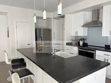 Main picture of 674 S Mordasini Pl