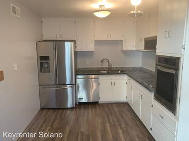 Main picture of 557 Grandview Ct