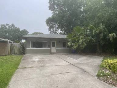 Main picture of 1786 Nevada Ave NE