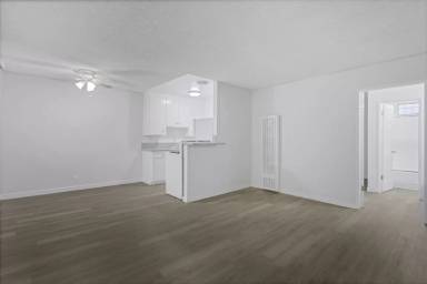 Main picture of 3966 Inglewood Blvd