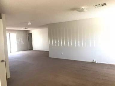 Main picture of 11348 E 25th St