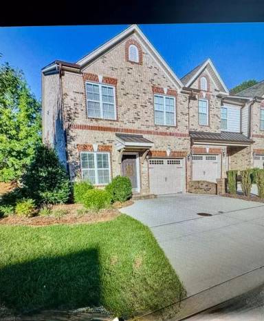 Main picture of 726 Sterling Brooke Ct