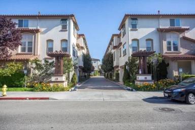 Main picture of 1345 McKinley Ct