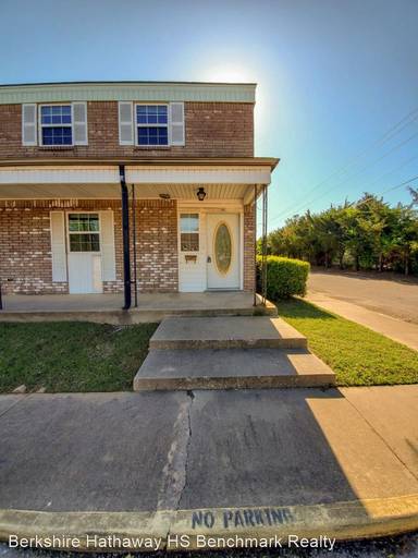 Main picture of North Creek Manor