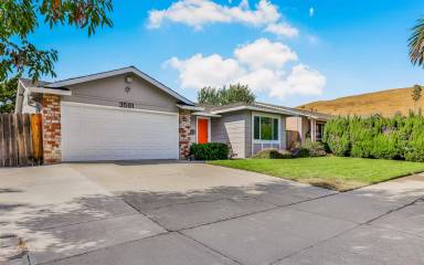 Main picture of 3591 Rowley Dr