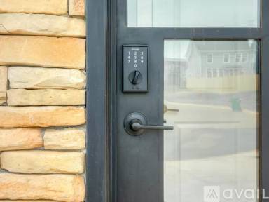 Main picture of 13000 Maplewood Ave