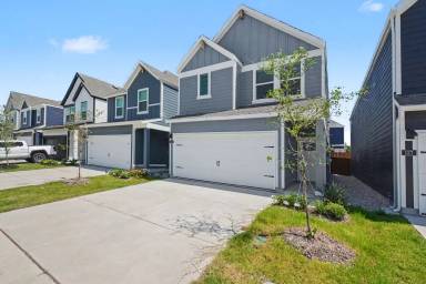 Main picture of 125 Arbor Dr
