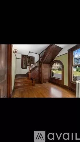 Main picture of 307 Church St