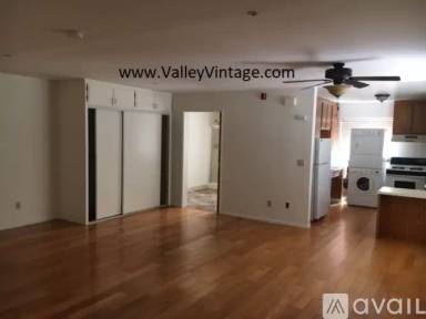 Main picture of 11508 Moorpark St