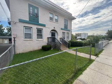 Main picture of 68 Duer St