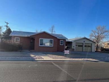 Main picture of 132 Cherry Pl