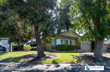Main picture of 124 Fairfax Ct