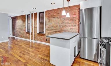 Main picture of 124 Mulberry St