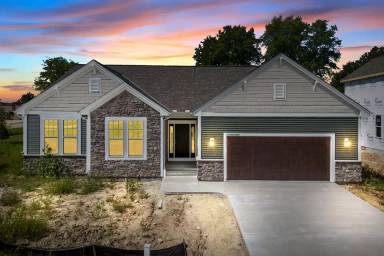 Main picture of 682 Lambert Dr