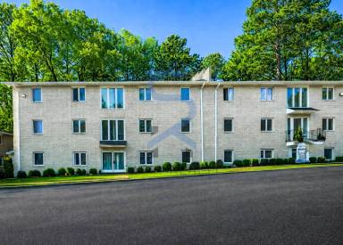 Main picture of 166 Anderson Ave NW