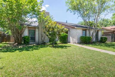 Main picture of 3314 Ridgemoor Dr
