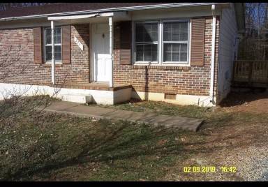 Main picture of 251 Greenwood Dr