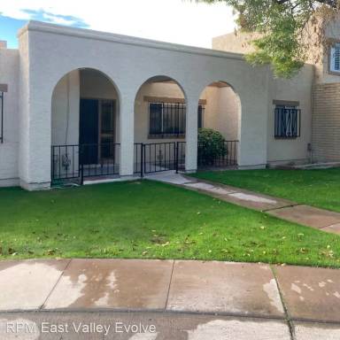 Main picture of 2115 E Dunbar Dr