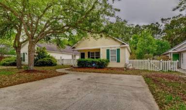 Main picture of 810 Southern Charm Dr