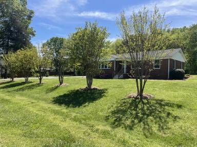 Main picture of 138 Plaza Dr