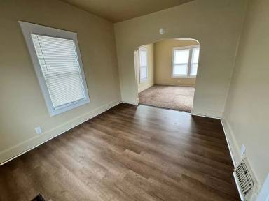 Main picture of 1031 Liberty St