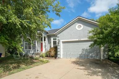 Main picture of 1073 W Cothrell St