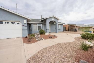 Main picture of 2860 Arabian Dr