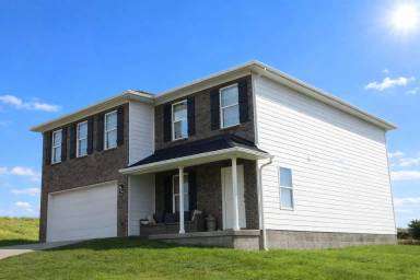 Main picture of 104 Summit Creek Dr