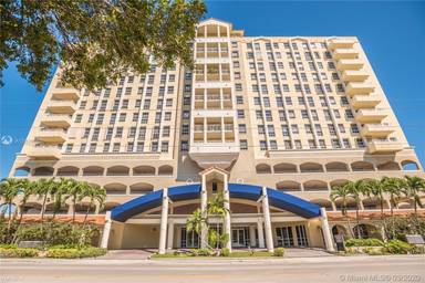 Main picture of Gables Terrace Condominiums