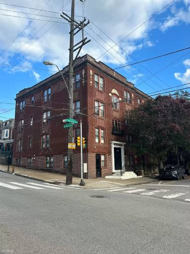 Main picture of 7057 Cresheim Rd