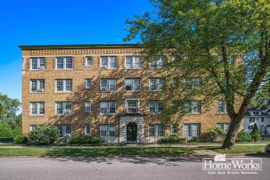 Main picture of 601 W Lasalle Ave