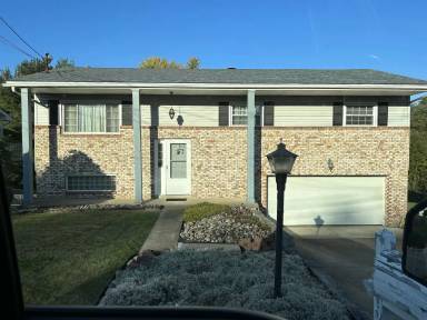 Main picture of 229 Frostview Dr