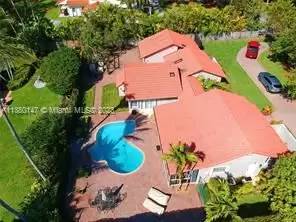 Main picture of 8240 SW 187th St