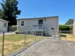 Main picture of 1790 B St