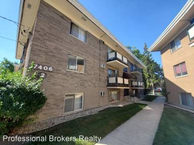 Main picture of 7406 W 111th St