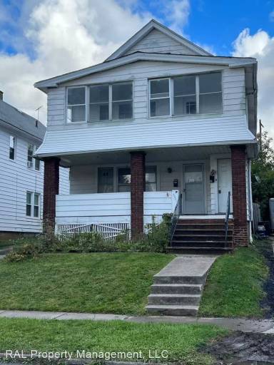 Main picture of 4961 E 85th St