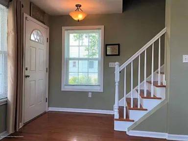 Main picture of 406 9th Ave