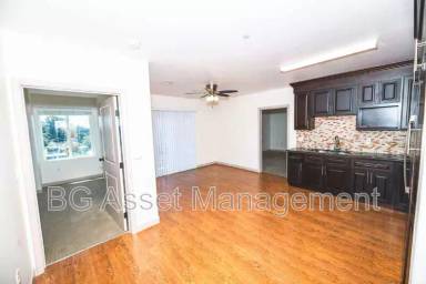 Main picture of 1459 MacArthur Blvd
