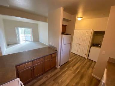 Main picture of 295 Confluence Ave